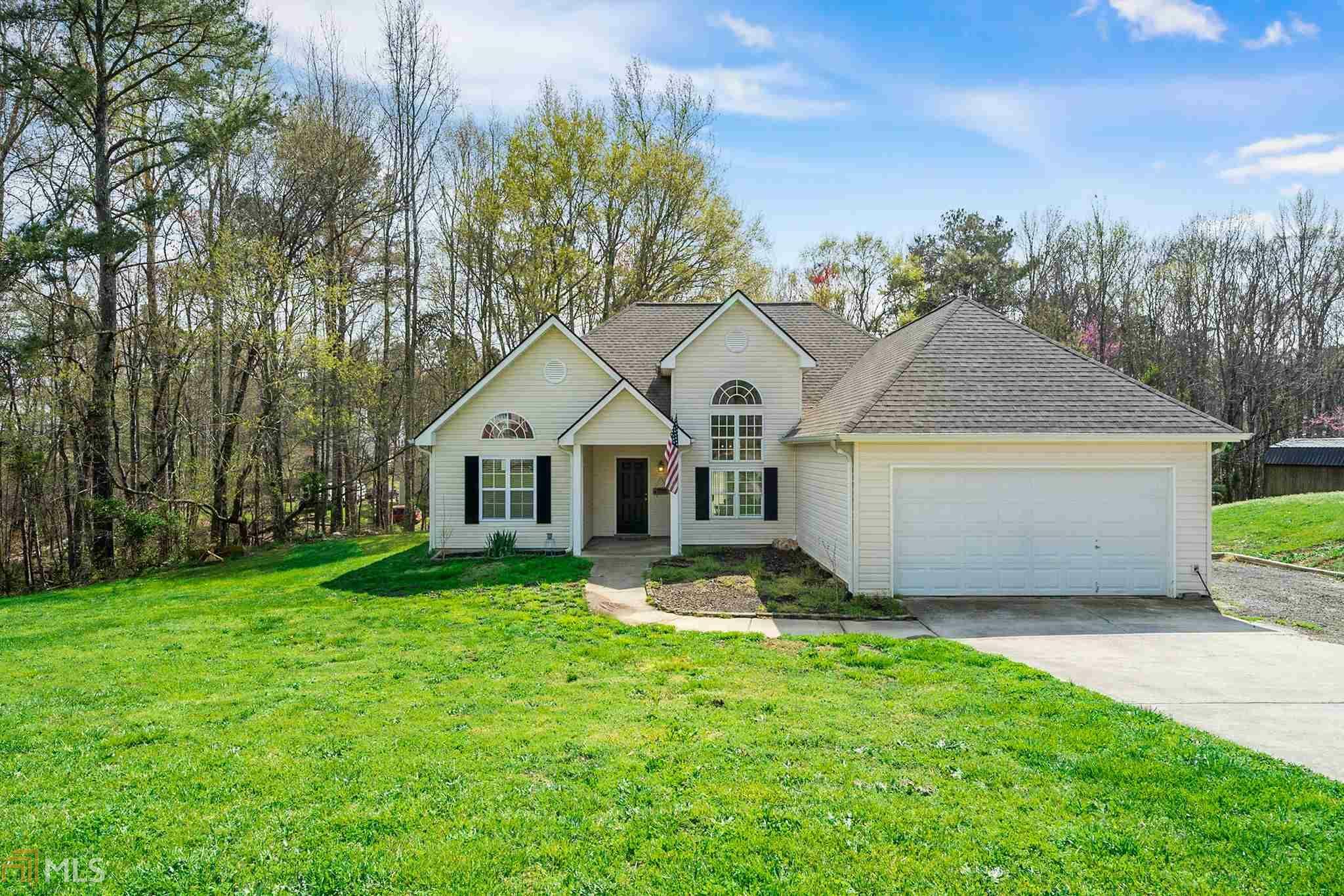 Property Photo:  425 Griffin Road NW  GA 30120 