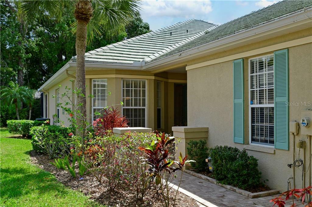 Property Photo:  6957 Mystic Lane  FL 34243 