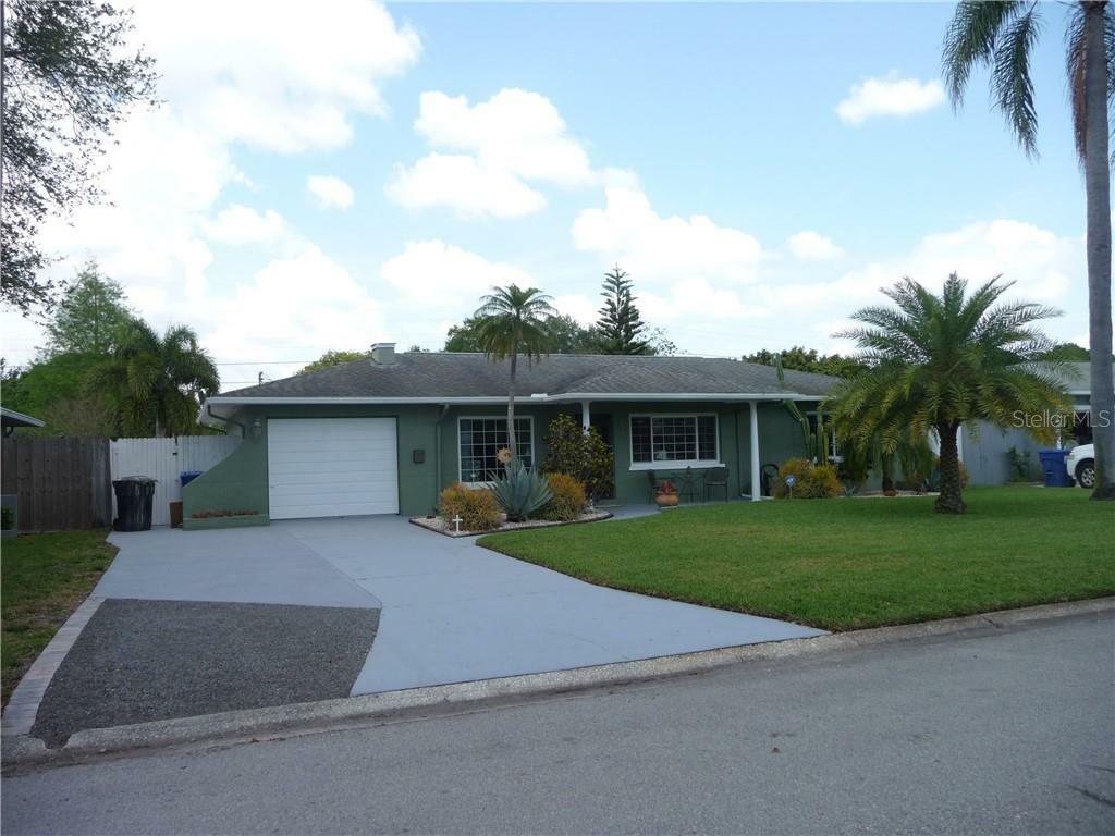 Property Photo:  4127 Yardley Avenue N  FL 33713 