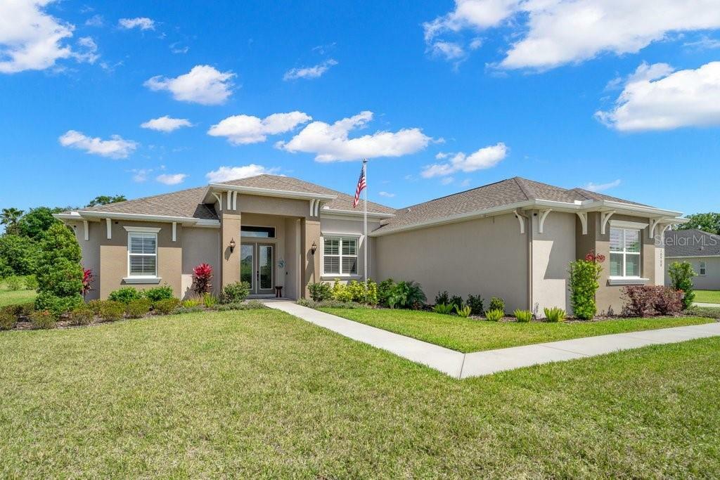 Property Photo:  10908 Brice Tree Court  FL 33547 