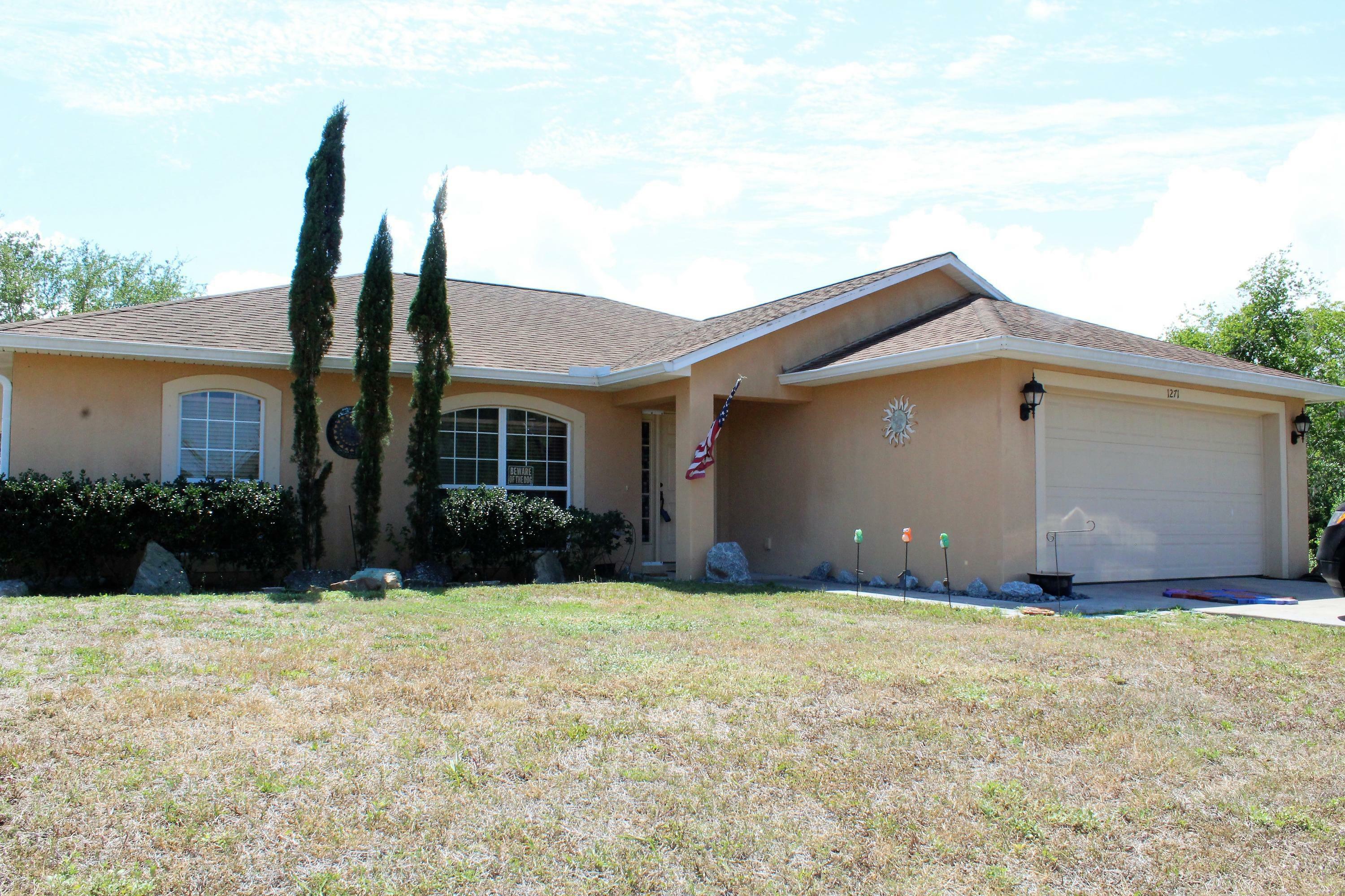 Property Photo:  1271 Pagado Road SE  FL 32909 