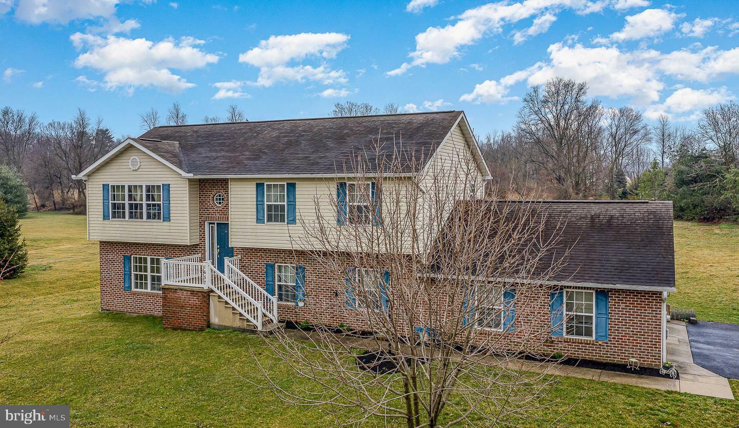 Property Photo:  1657 W Lisburn Road  PA 17055 