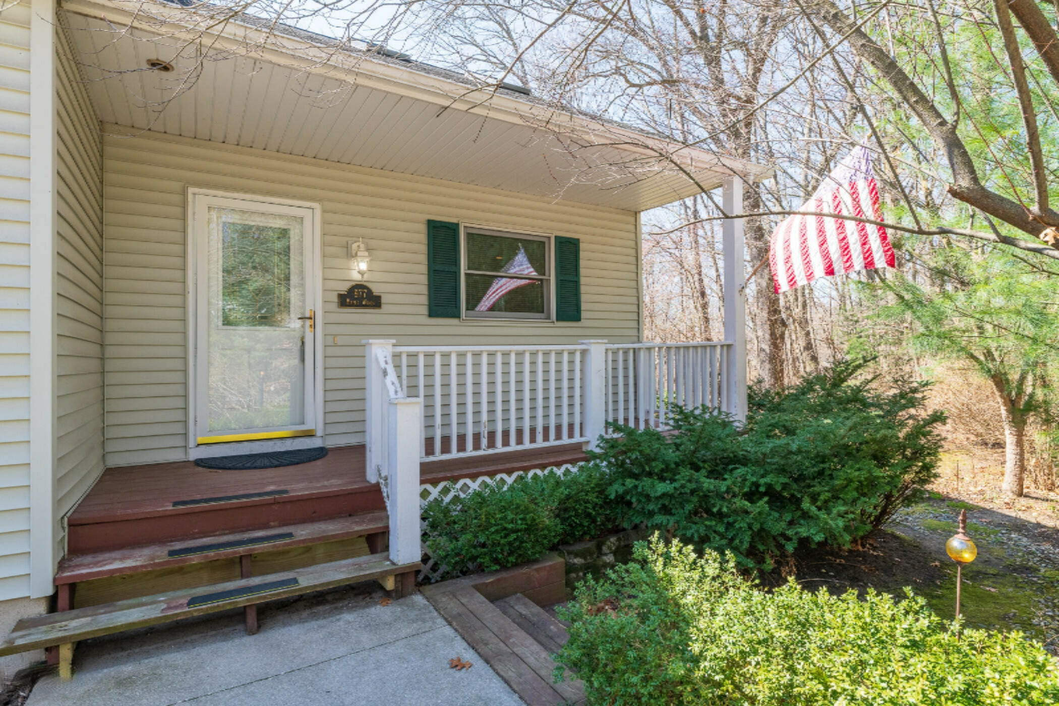 Property Photo: 977 Maple Woods Drive MI 49453