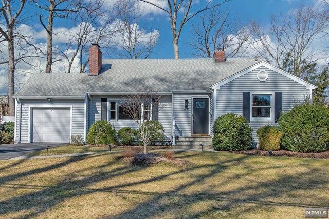 Property Photo: 43 Sherwood Drive NJ 07446