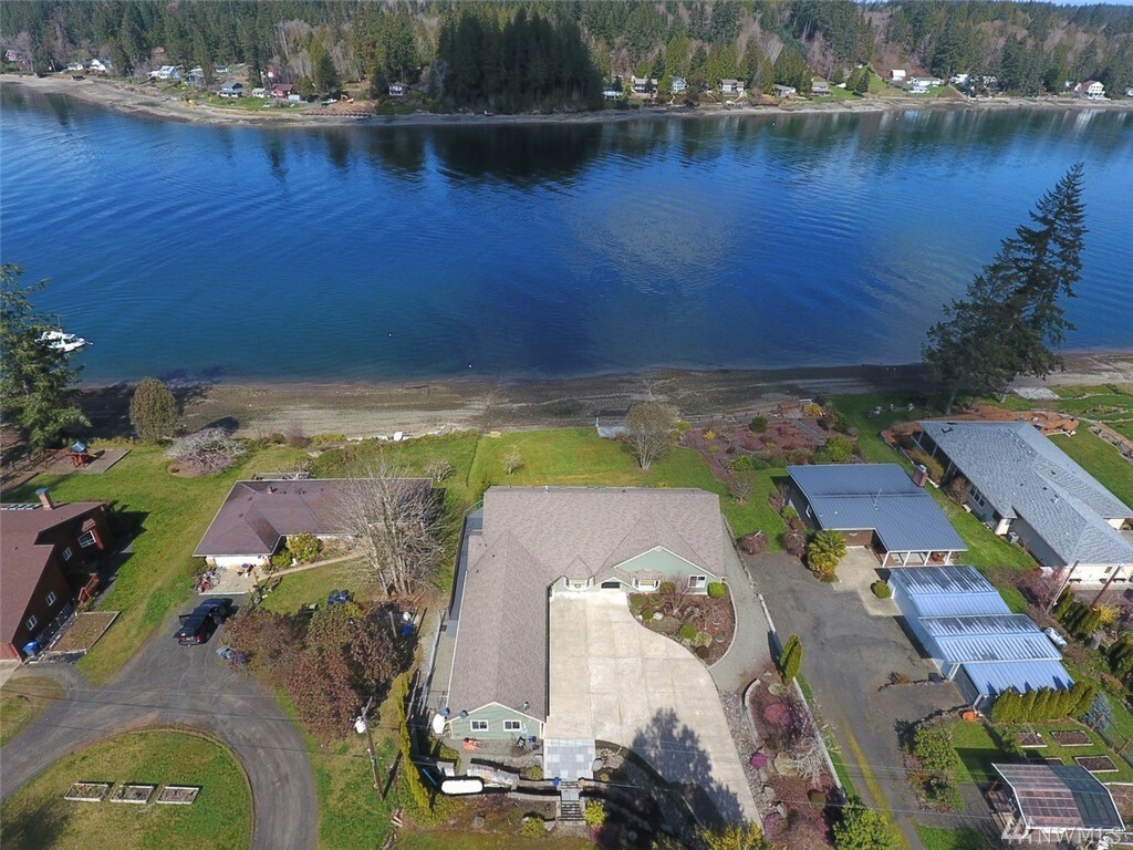 Property Photo:  3403 SE Arcadia Rd  WA 98584 