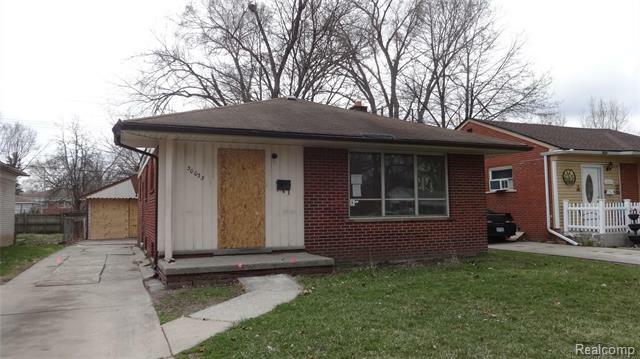 Property Photo:  30033 Avondale Street  MI 48141 