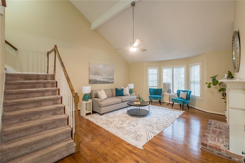 Property Photo:  1708 Defoors Walk NW  GA 30318 