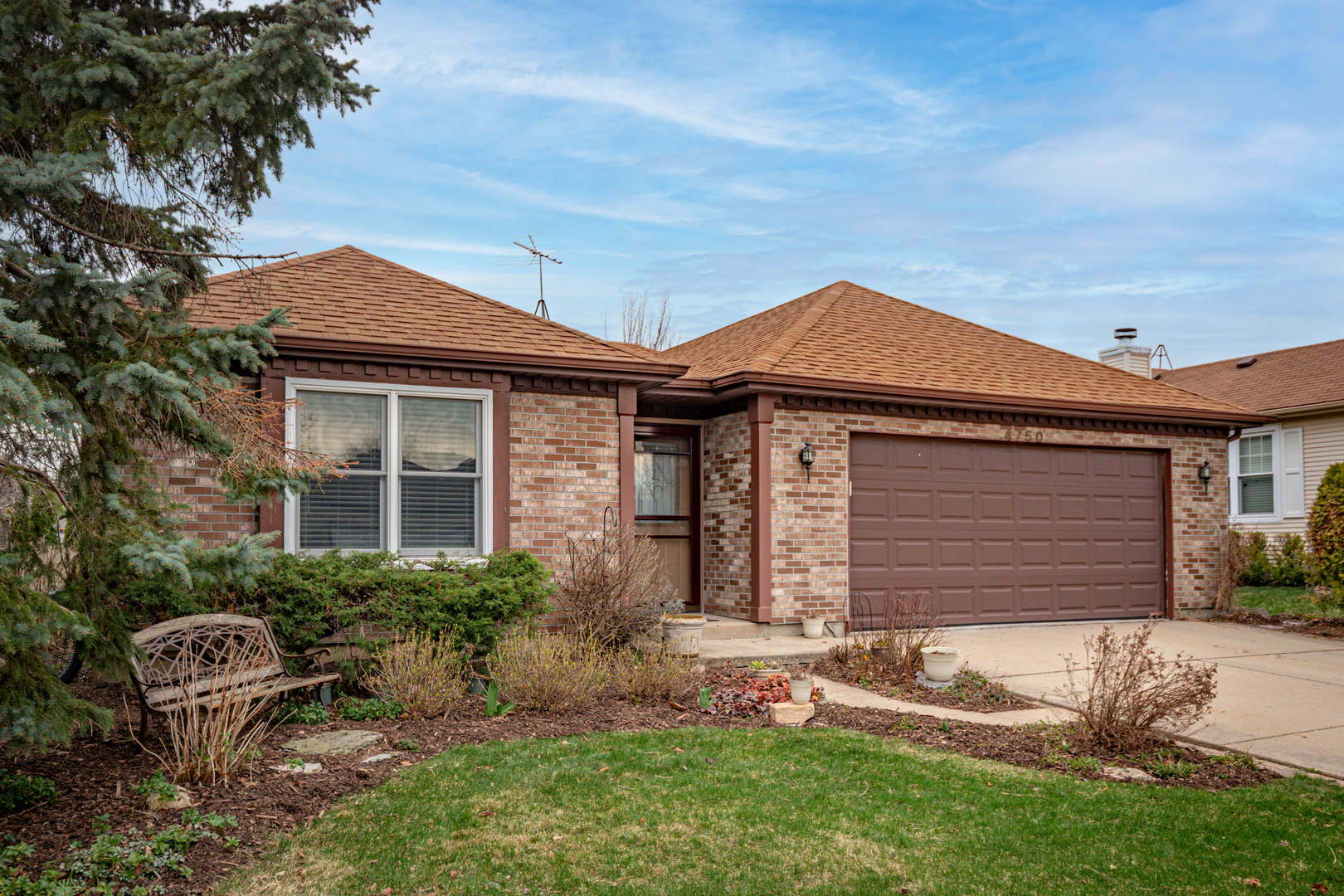 4750 Sunflower Lane  Hoffman Estates IL 60192 photo