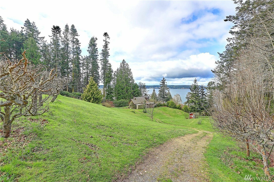 Property Photo:  3770 S Camano Dr  WA 98282 