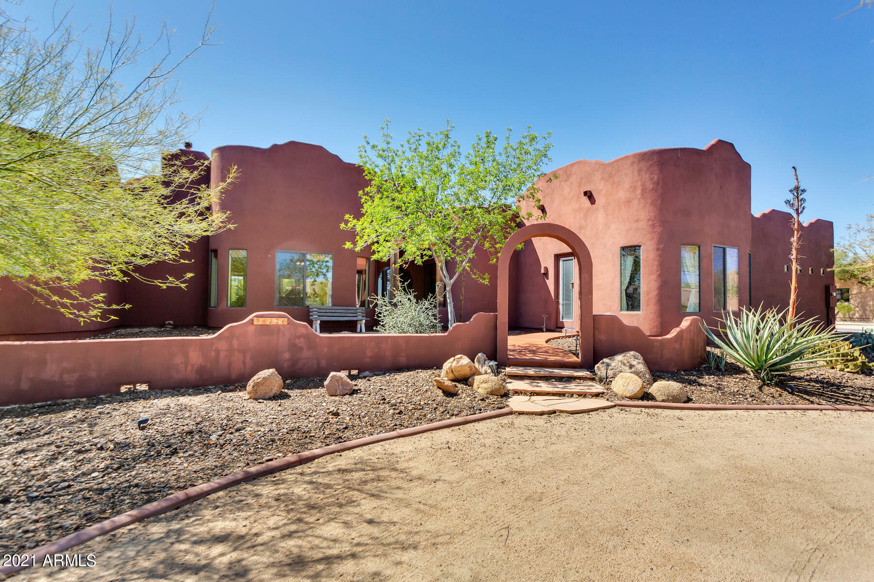 Property Photo: 34226 N 5th Avenue AZ 85085