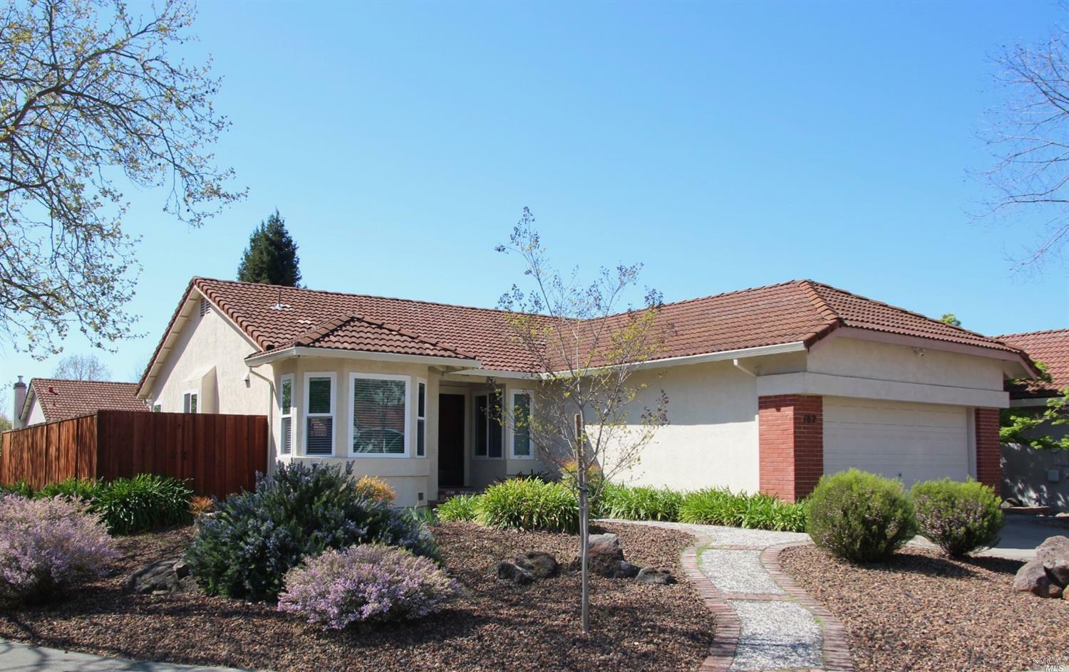 Property Photo: 182 Espana Way CA 95492