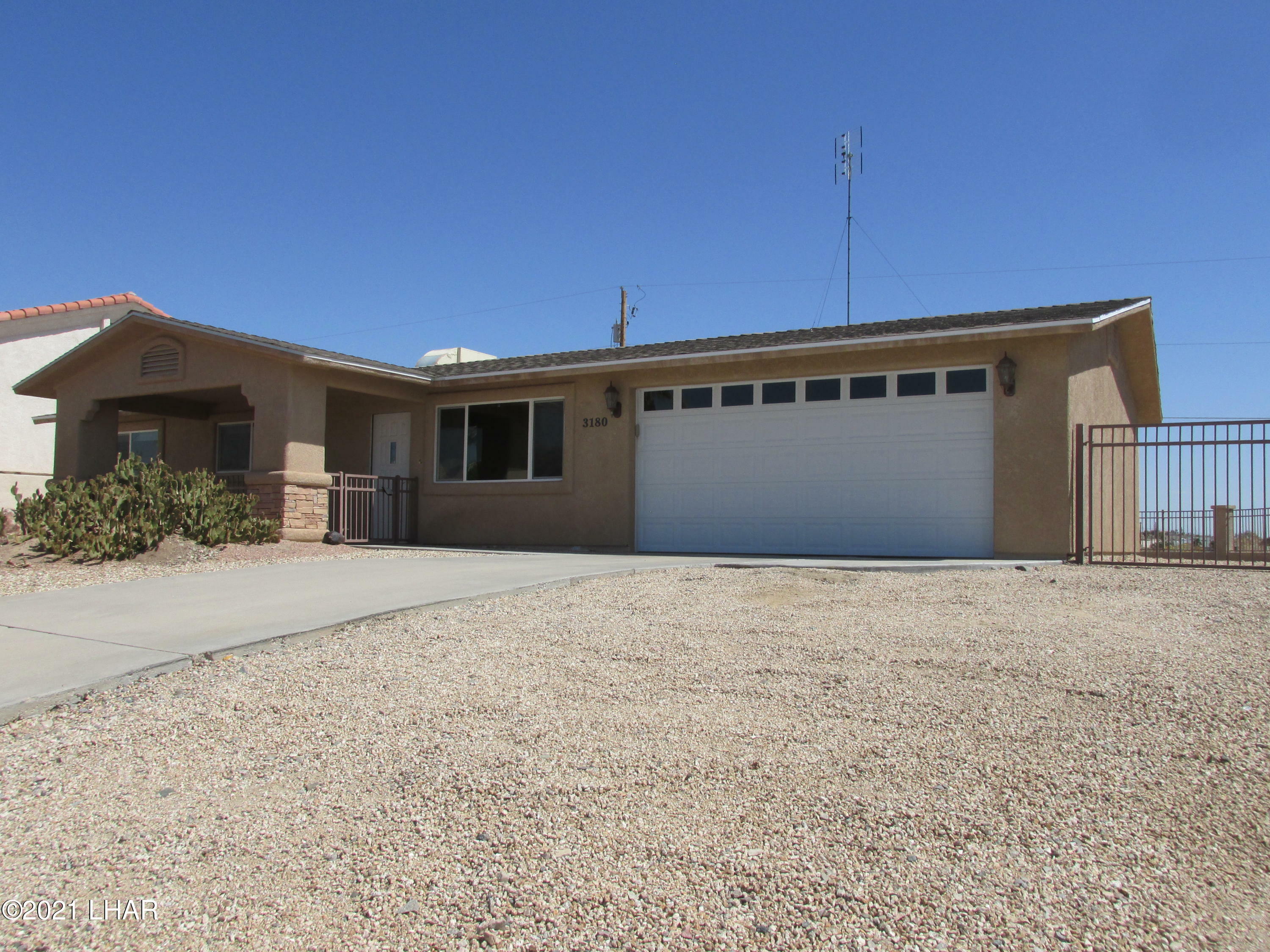 Property Photo:  3180 Douglas Dr  AZ 86404 