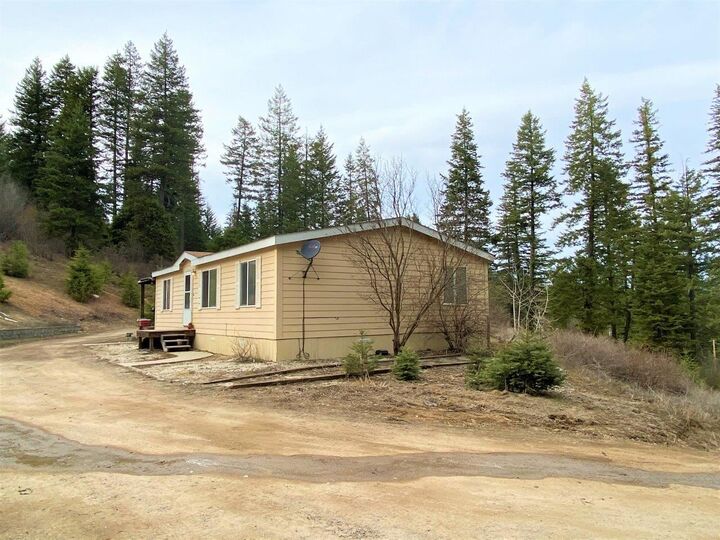 4339 Grote Rd  Clayton WA 99110 photo