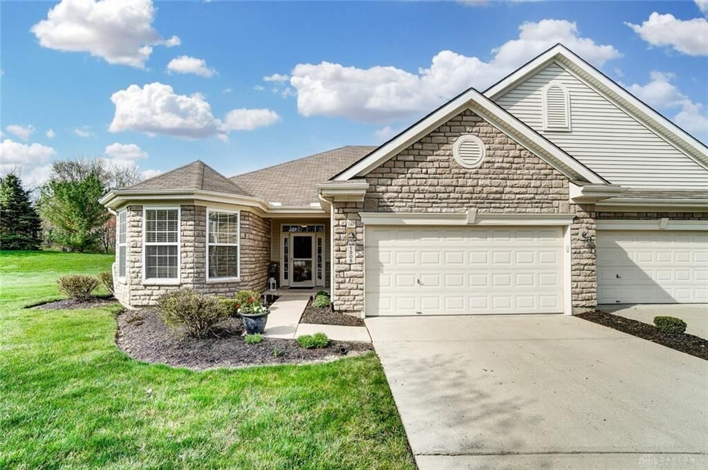 Property Photo: 1208 Acer Court OH 45458