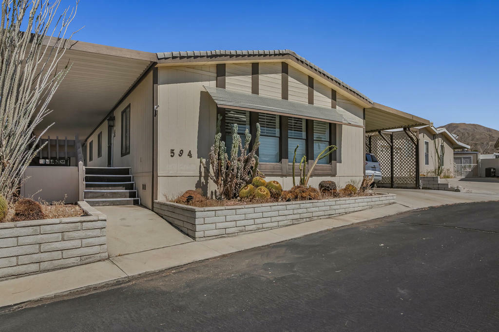 Property Photo:  74711 Dillon Road 594  CA 92241 