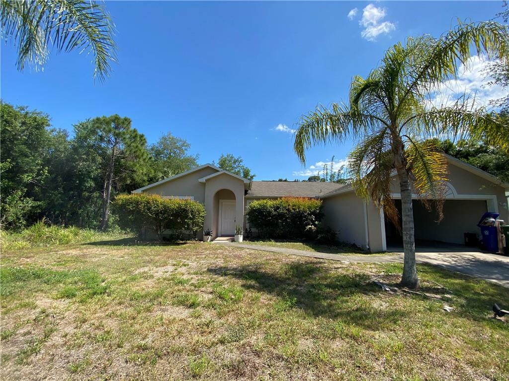 Property Photo:  450 Carnival Terrace  FL 32958 