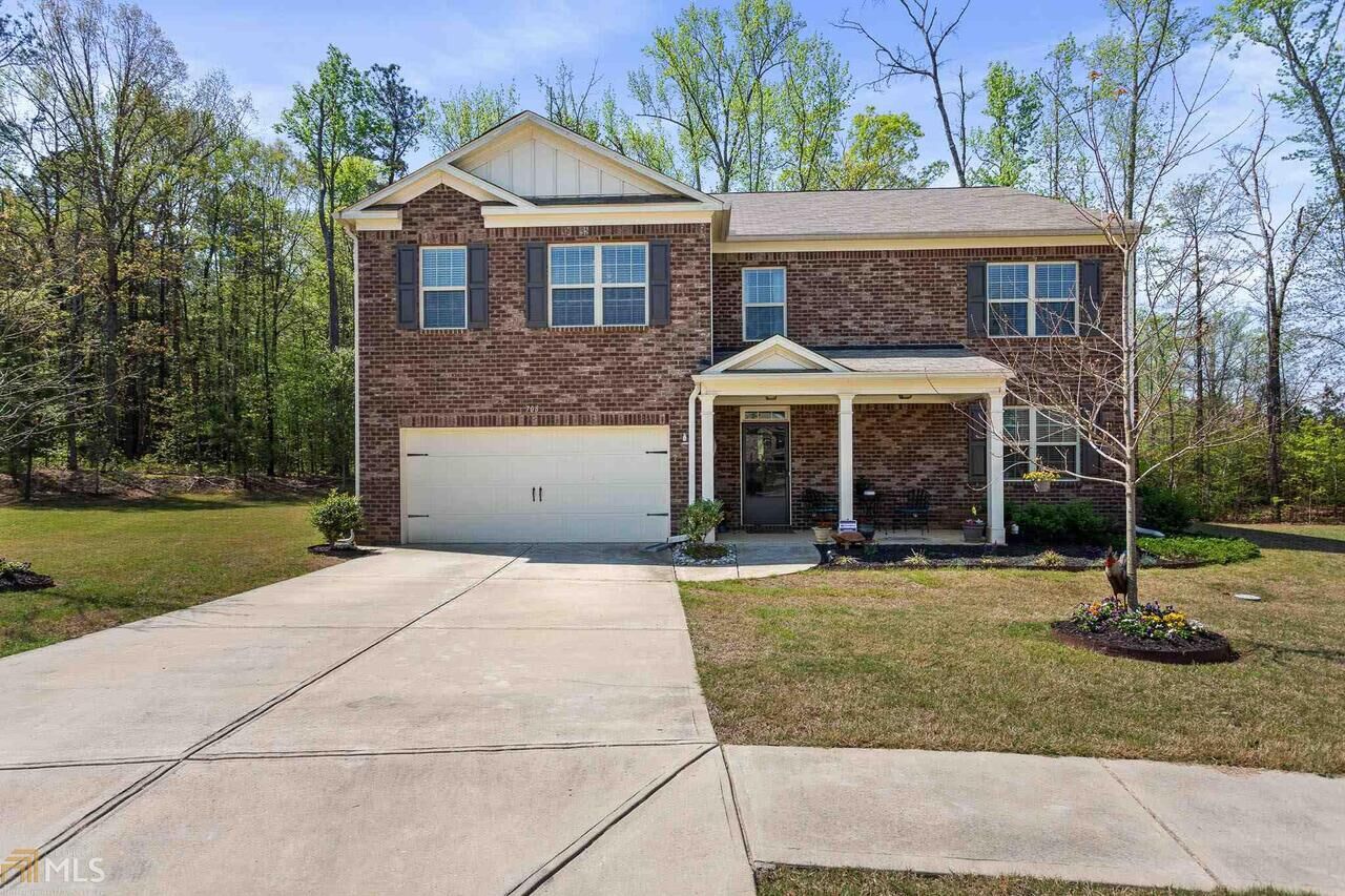 Property Photo: 708 Feldwood Lane GA 30253