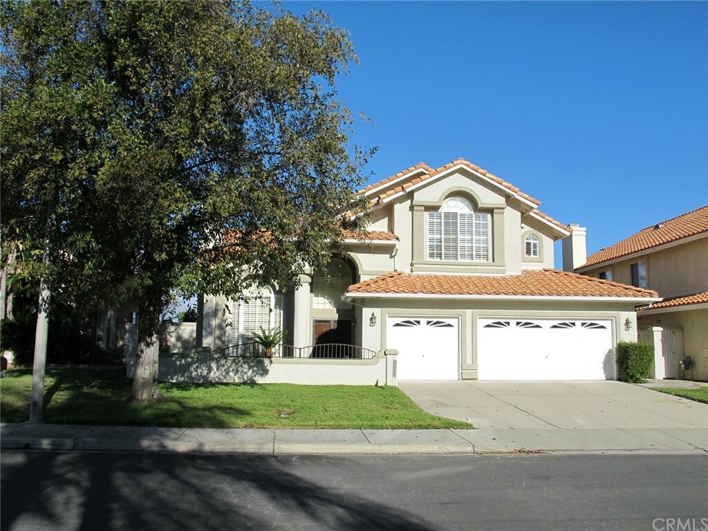 Property Photo:  31742 Corte Padrera  CA 92592 