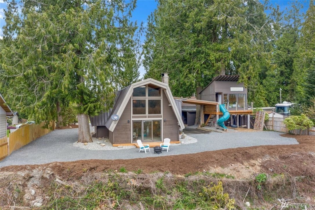 Property Photo: 21334 Calhoun Rd WA 98272