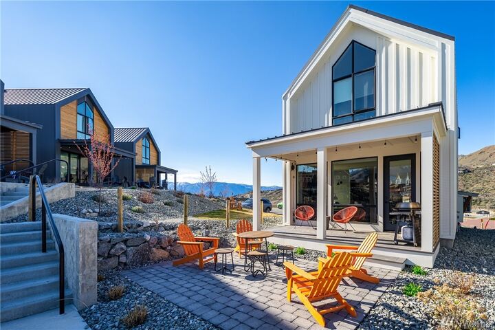 1461 Cottage Lane  Chelan WA 98816 photo