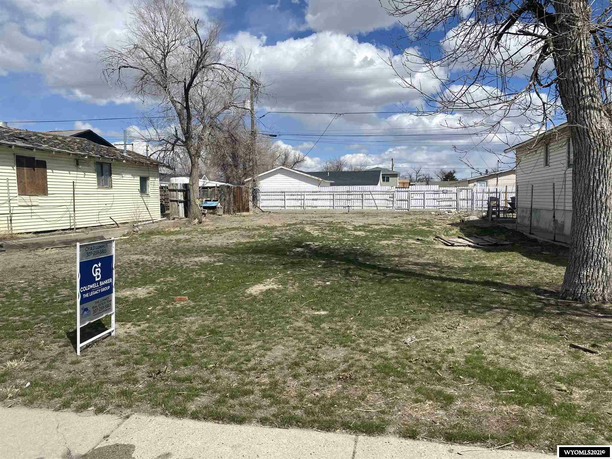 Property Photo:  827 N Park Street  WY 82601 