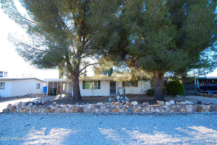 Property Photo: 164 E Kayetan Drive AZ 85635