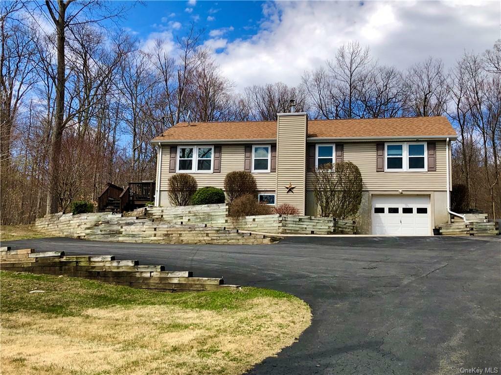 Property Photo: 377 Oregon Trail NY 12566