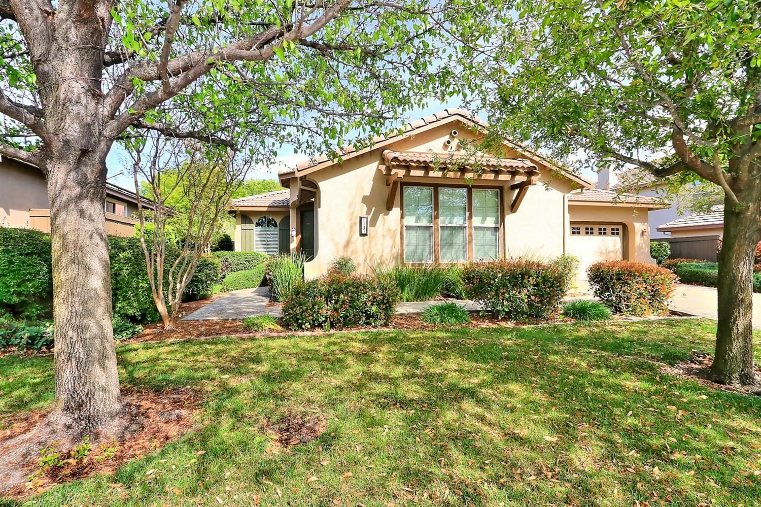 Property Photo: 5147 Garlenda Drive CA 95762