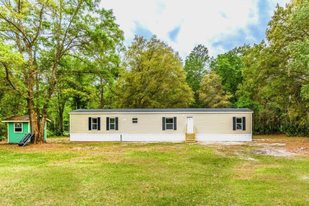 Property Photo:  575 Pine Drive  GA 31569 
