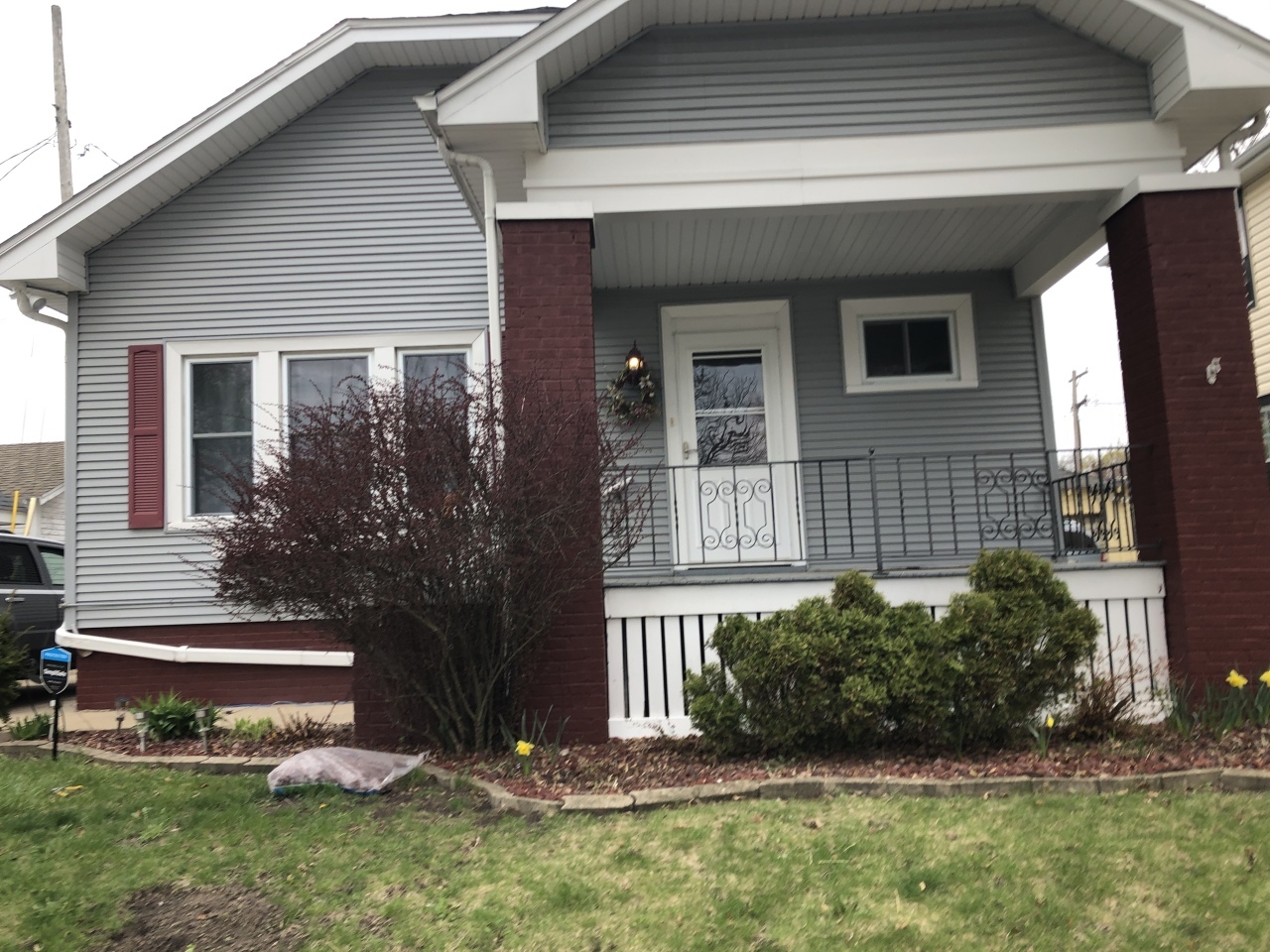 Property Photo:  1024 West Lawn Ave  WI 53405 