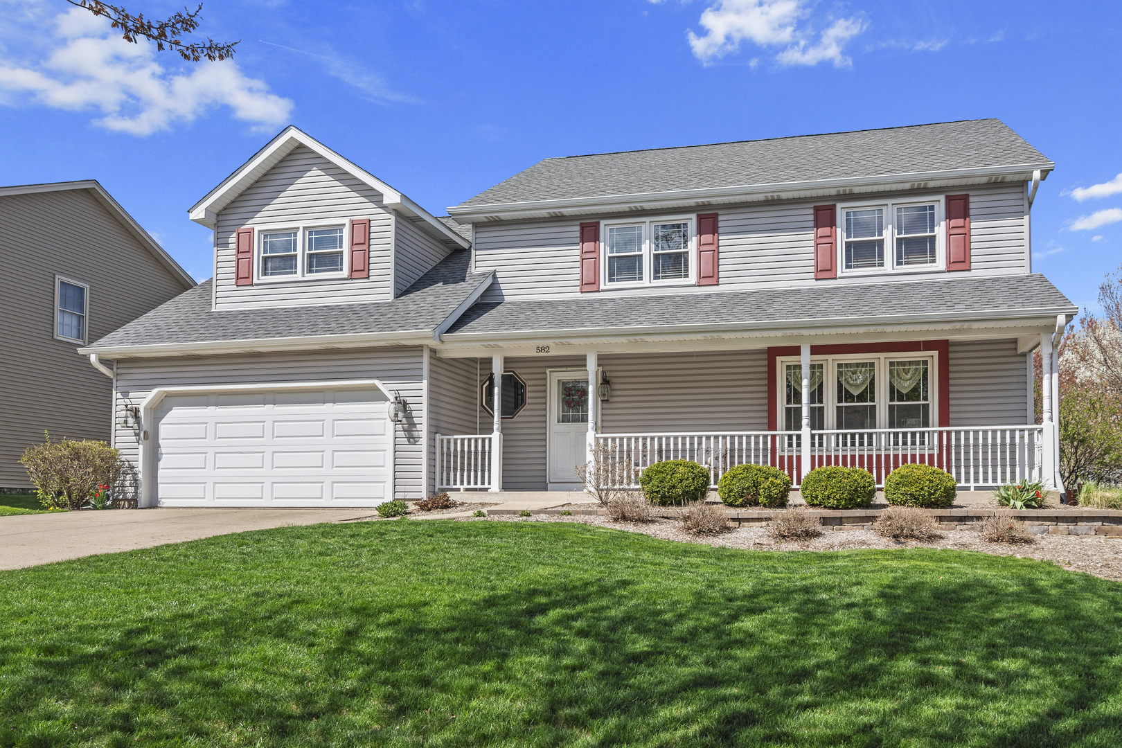 Property Photo: 582 Cleavland Drive IL 60440