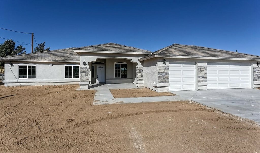 Property Photo:  7650 Arrowhead Lake Outer Highway W  CA 92345 