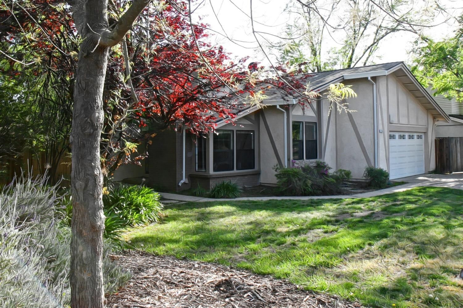 Property Photo:  8236 Woodlake Hills Drive  CA 95662 