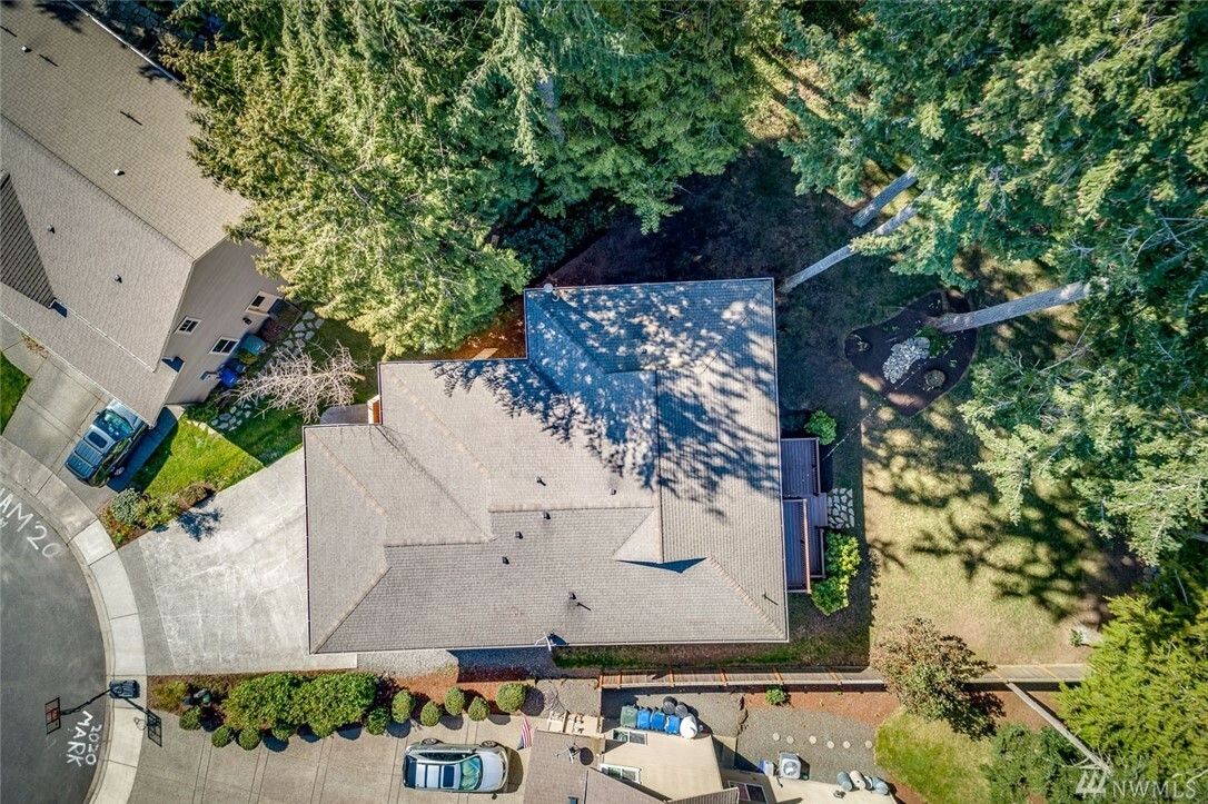 Property Photo: 8757 Rosario Place NW WA 98110