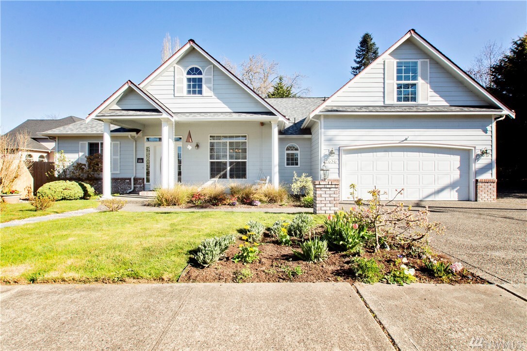 Property Photo:  2636 18th Ave NE  WA 98506 