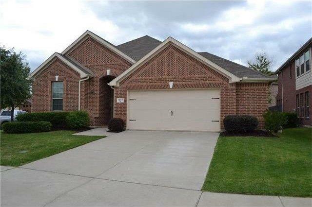 Property Photo:  1601 Mockingbird Drive  TX 76227 