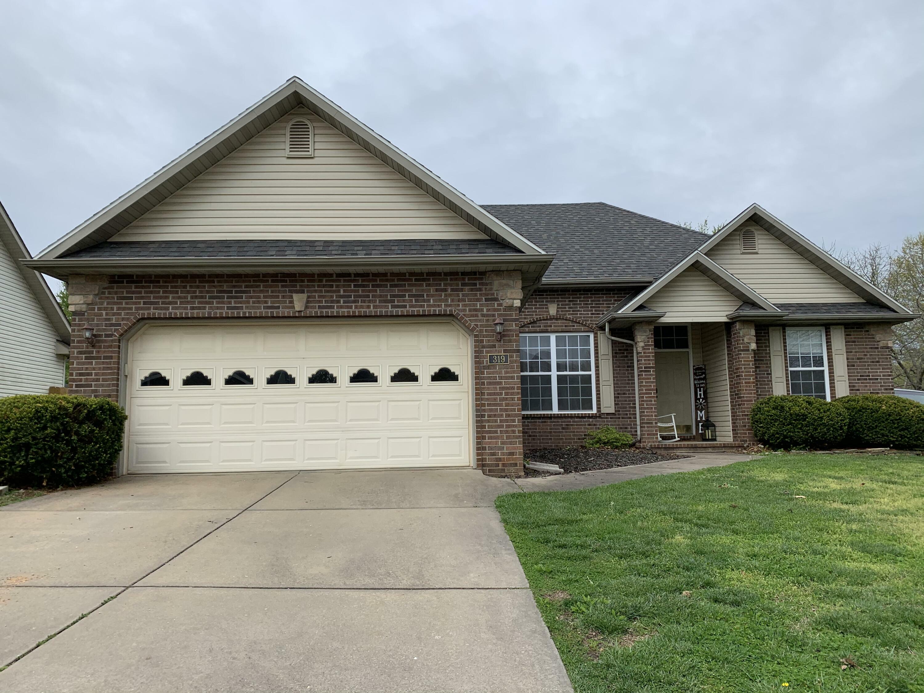 Property Photo: 319 N Cedarwood Avenue MO 65738