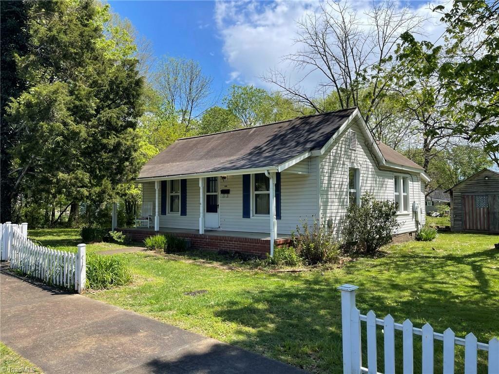 Property Photo:  207 S 5th Avenue  NC 27027 