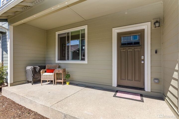 Property Photo: 8344 175th St E WA 98375