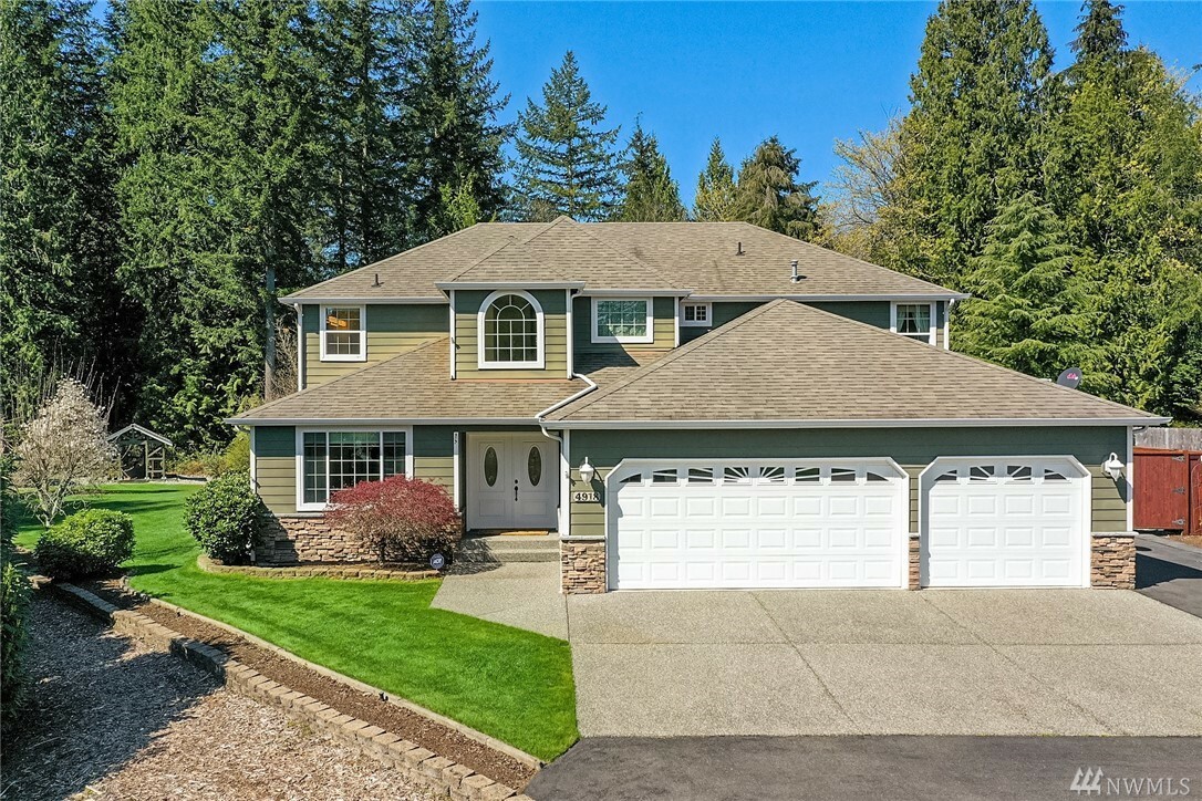 Property Photo:  4918 257th St NE  WA 98223 