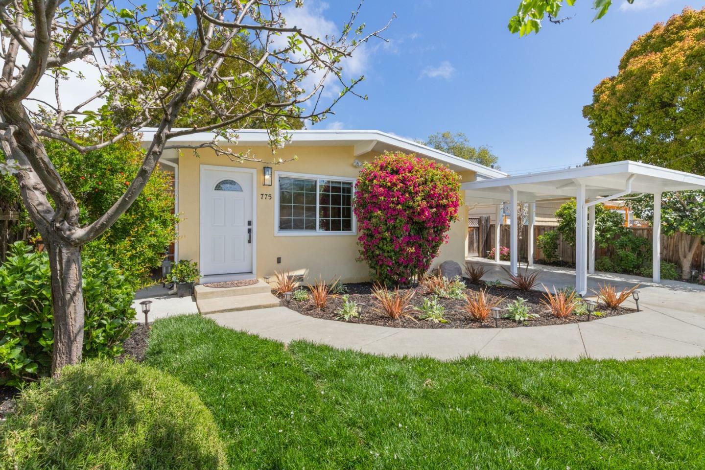 Property Photo:  775 Ivy Drive  CA 94025 