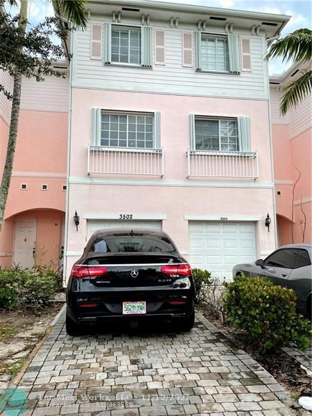 Property Photo: 3504 NW 14th Ct 0 FL 33311