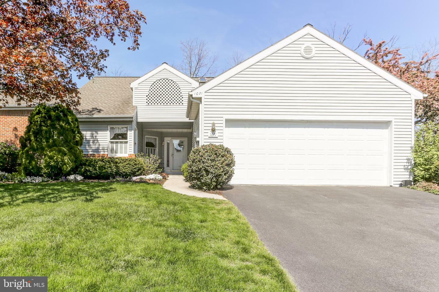 Property Photo:  1071 Birch Knoll Drive  PA 17111 