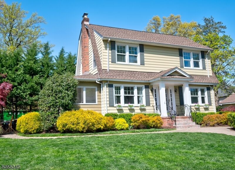 Property Photo: 49 Mountainview Rd NJ 07041