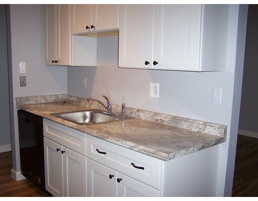 Property Photo: 340 Regency Park Dr Bldg 6 MA 01001