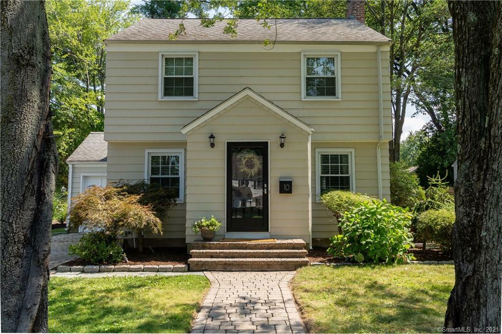 Property Photo: 10 Tecumseh Road CT 06117