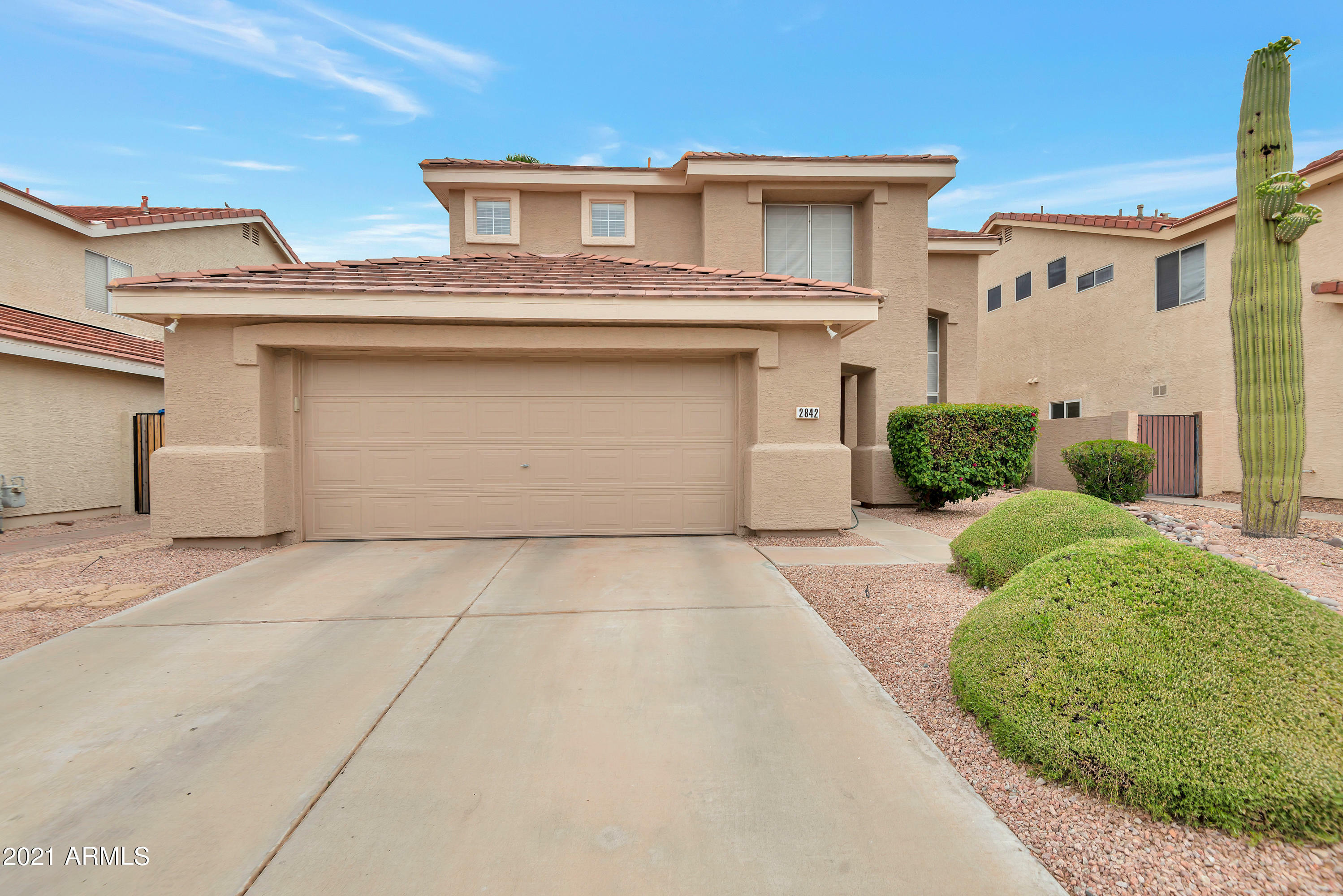 Property Photo:  2842 E Windsong Drive  AZ 85048 