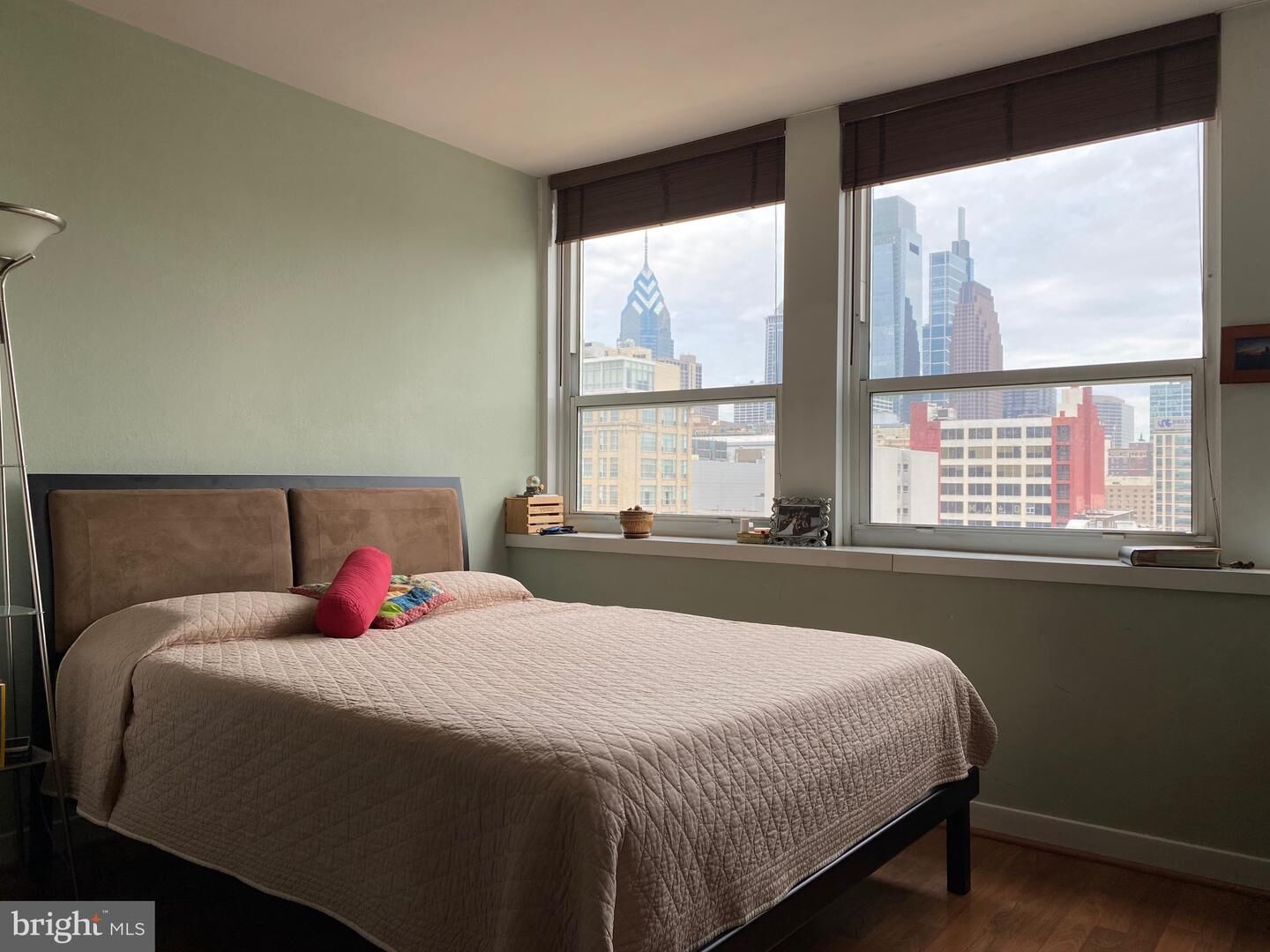 Property Photo: 1100 Vine Street 807 PA 19107