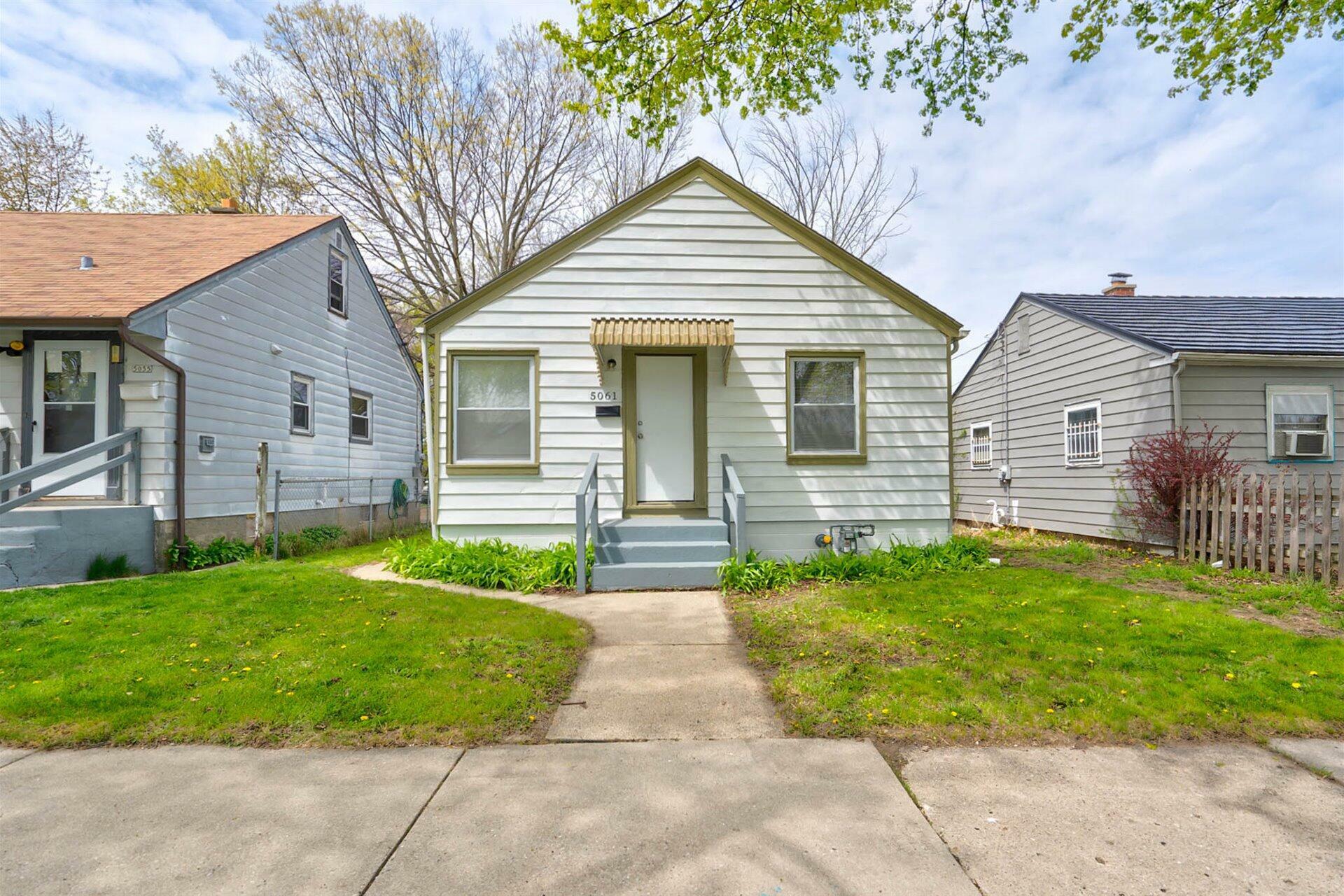 Property Photo:  5061 N 28th St  WI 53209 