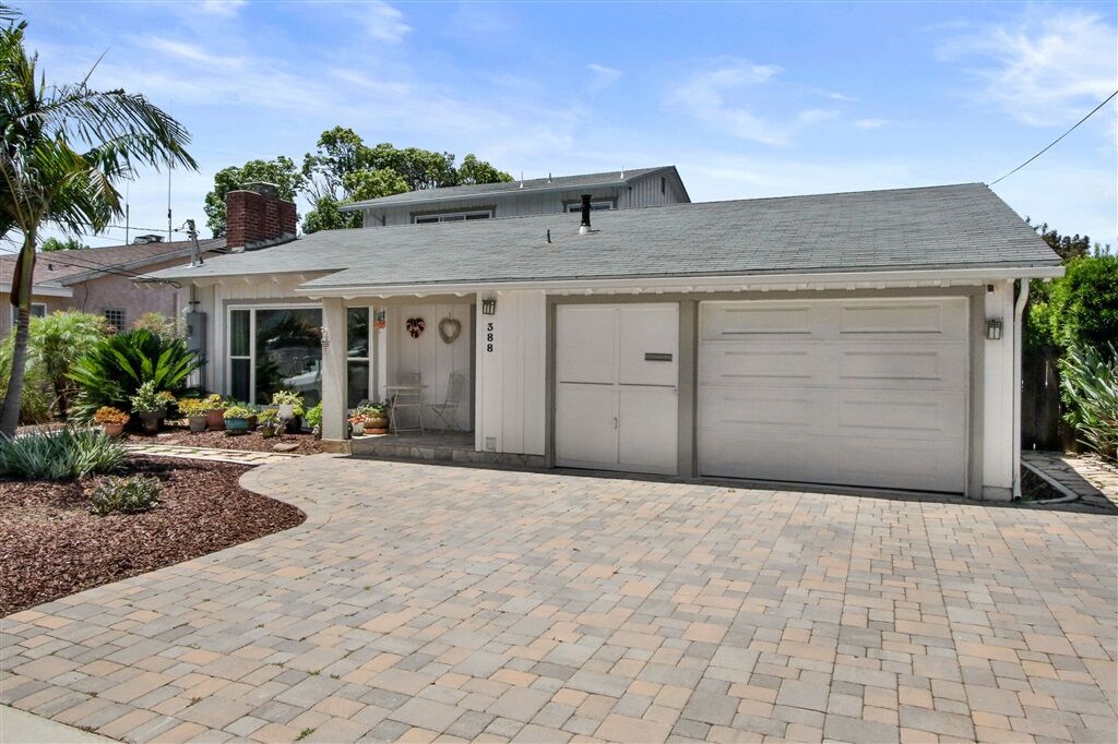 Property Photo: 388 Corte Maria CA 91910